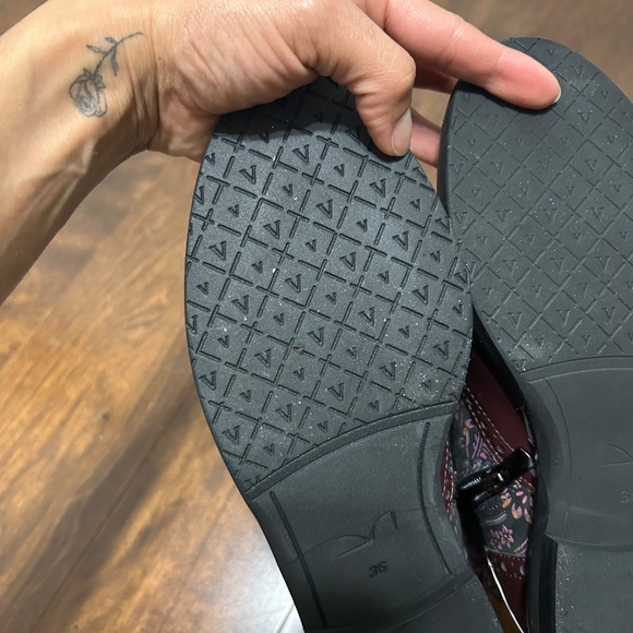 Women’s Ankle Boots - Picture 3 of 3